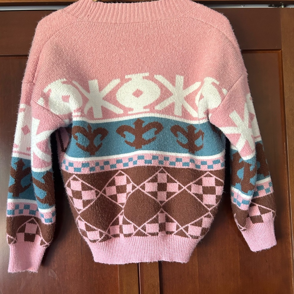 Pattern Sweater - Picture 2 of 2